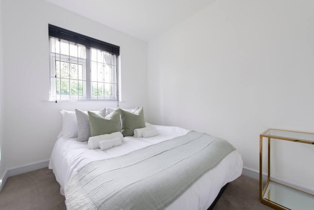 2 Bedroom Modern Urban Sanctuary 1Cc - Cherrydeal London Exterior photo