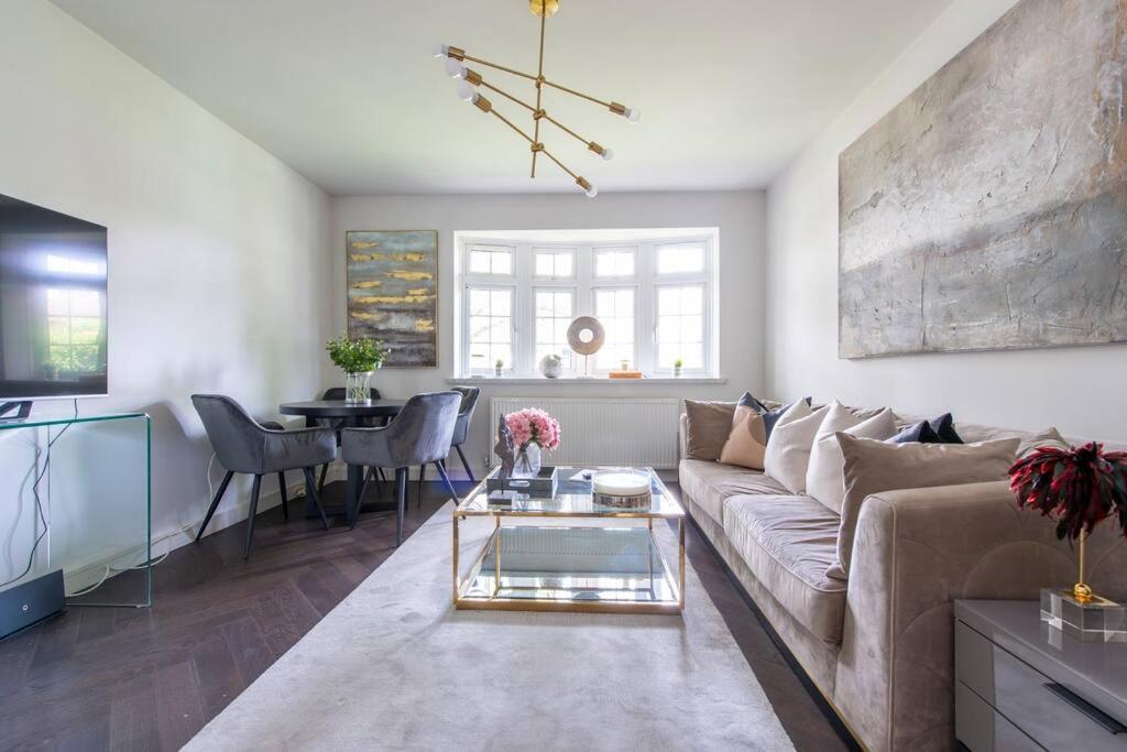 2 Bedroom Modern Urban Sanctuary 1Cc - Cherrydeal London Exterior photo