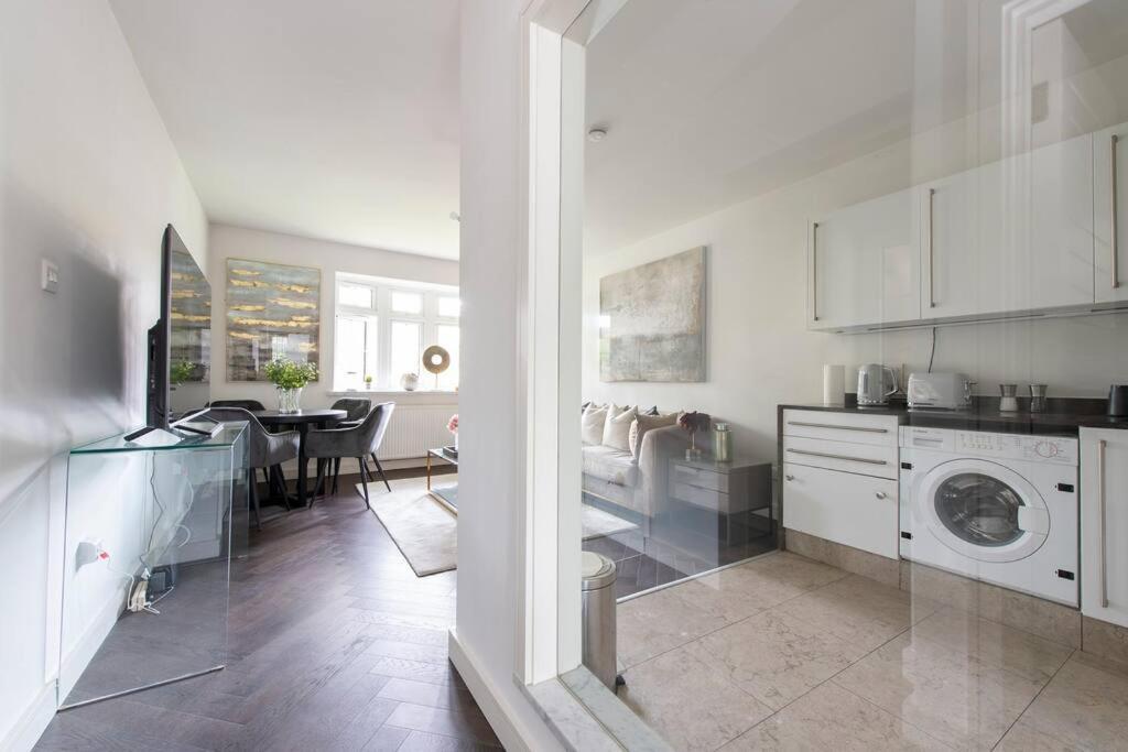 2 Bedroom Modern Urban Sanctuary 1Cc - Cherrydeal London Exterior photo