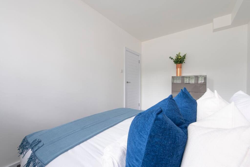 2 Bedroom Modern Urban Sanctuary 1Cc - Cherrydeal London Exterior photo