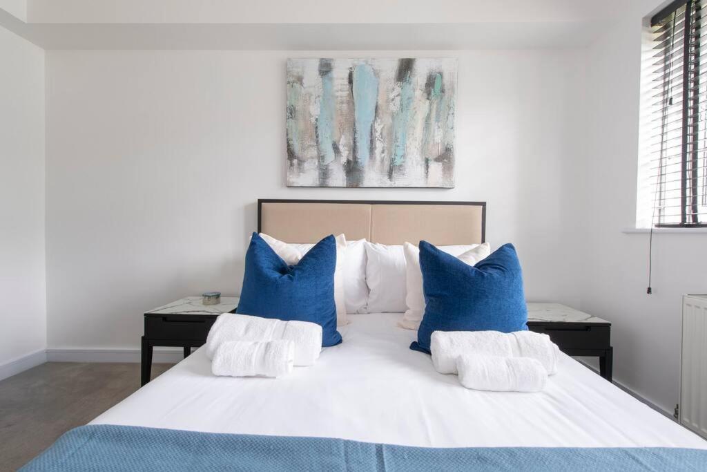 2 Bedroom Modern Urban Sanctuary 1Cc - Cherrydeal London Exterior photo